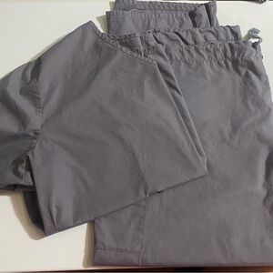 Gray Scrub Set Top/Pants 3X Lydia’s #2038